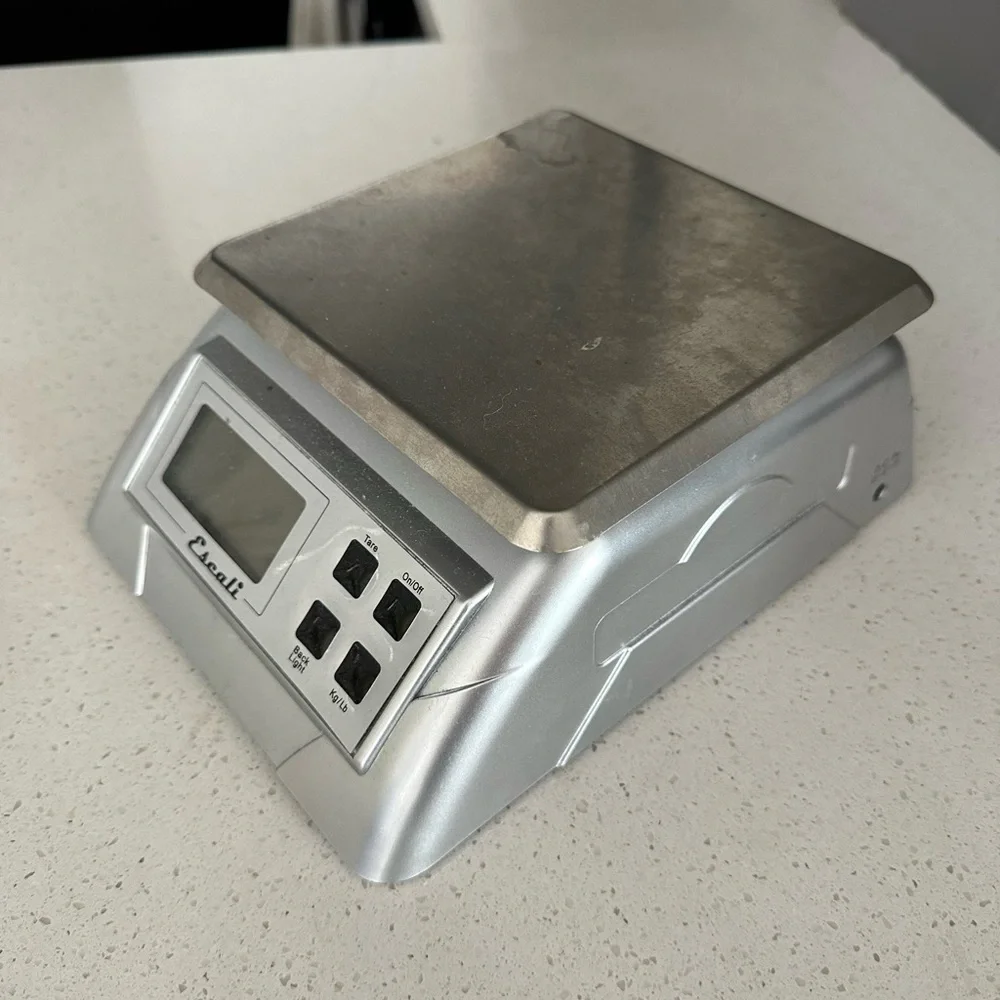 Escali Kitchen Scale - Picture 1 of 5